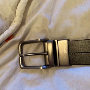 Fossil mens belt. 36”. Dark brown. Stitch detail. Gun metal gray buckle.